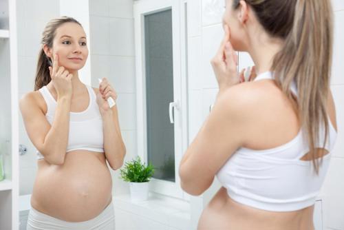Какие косметологические процедуры можно беременным женщинам?