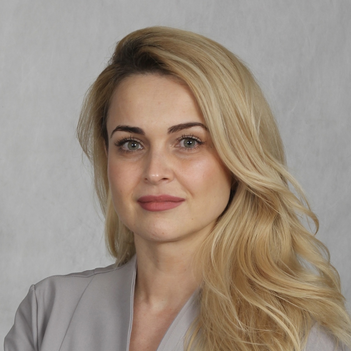 Пономарева Елена