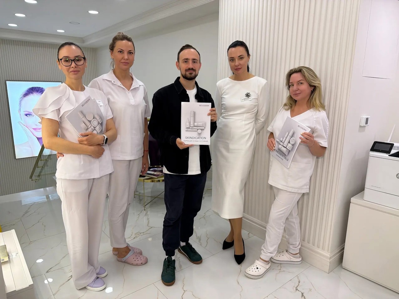 Reviderm в «Бьюти Лаунж»: профессиональный уход на новом уровне