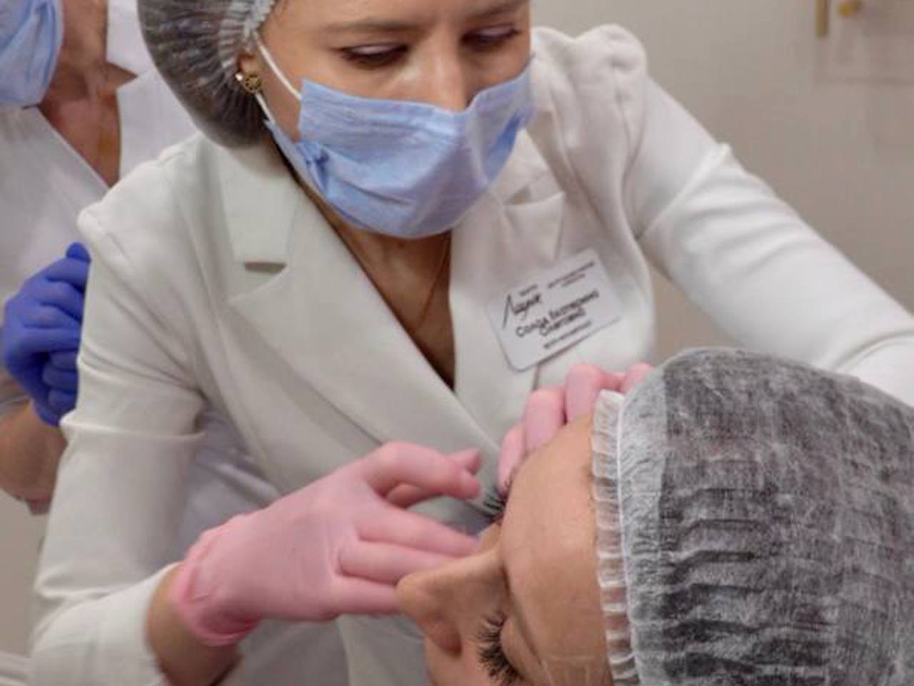 Повышаем квалификацию: наши врачи прошли обучение у наставника Merz, г. Саратов